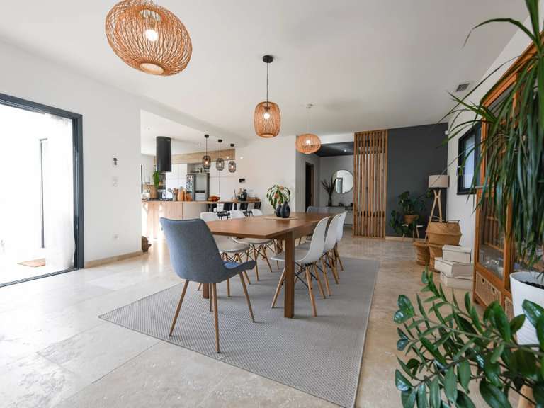 Villa Uzès - 3 chambres - 271m²