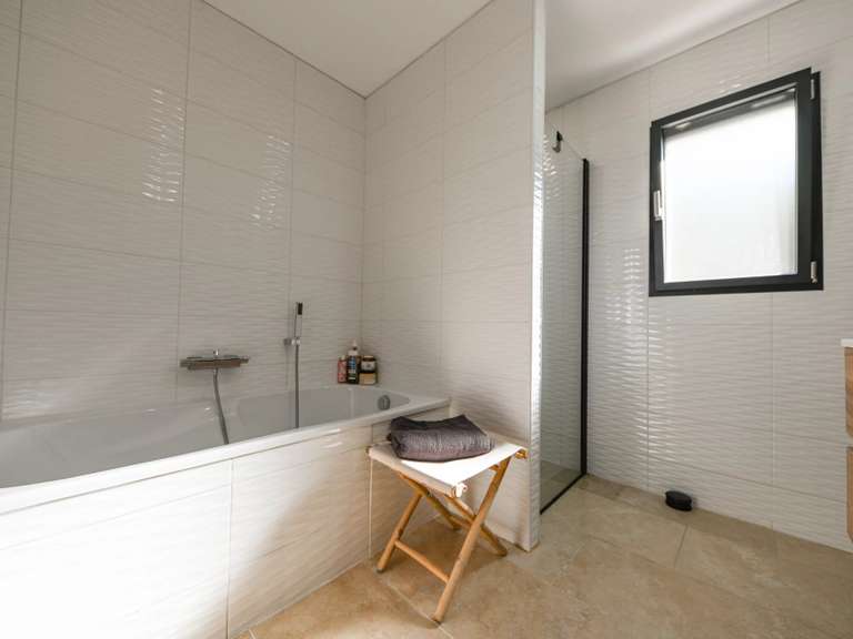 Villa Uzès - 3 chambres - 271m²