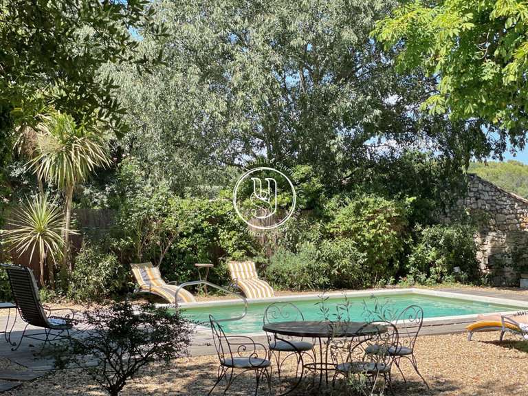 Villa Uzès - 6 chambres - 390m²