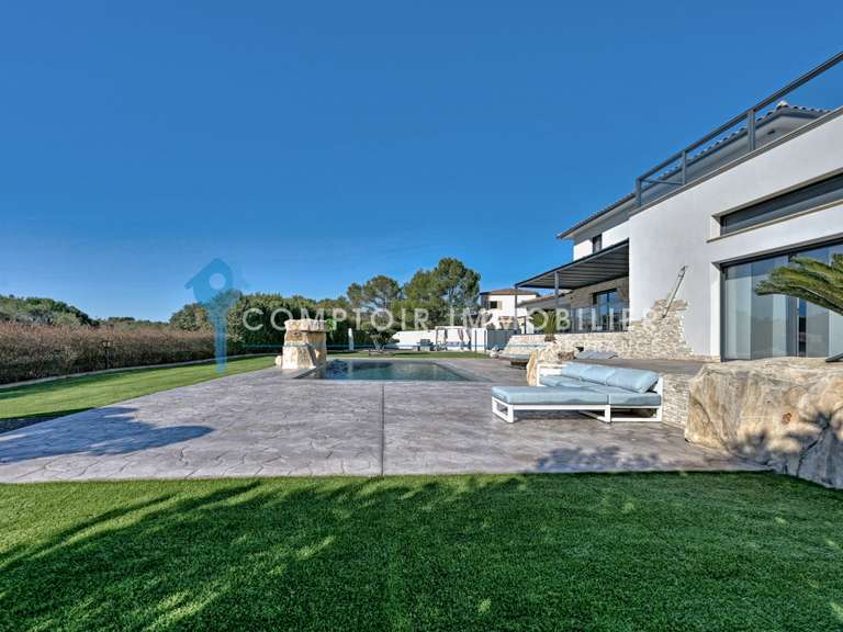 Villa Uzès - 4 bedrooms - 400m²