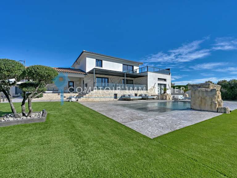 Villa Uzès - 4 bedrooms - 400m²