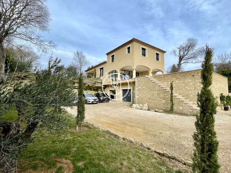 Villa Uzès - 4 bedrooms - 143m²