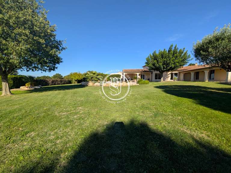 Villa Uzès - 5 chambres - 200m²