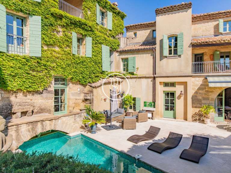 Villa Uzès - 6 chambres - 365m²