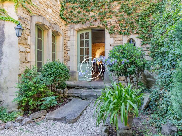 Villa Uzès - 6 chambres - 365m²