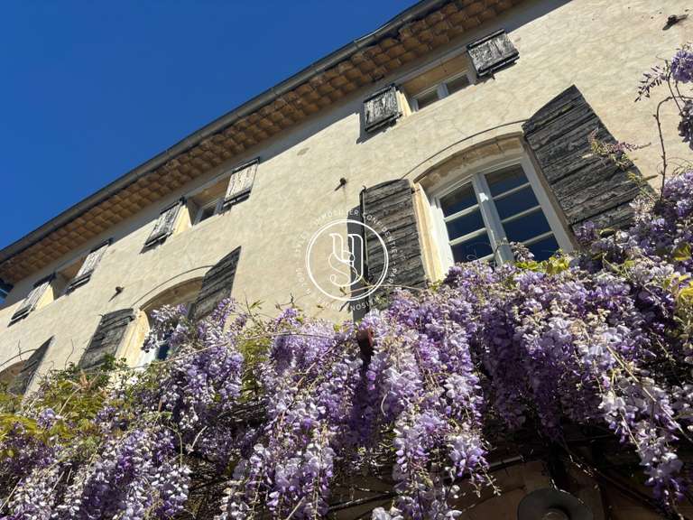 Villa Uzès - 16 chambres - 675m²