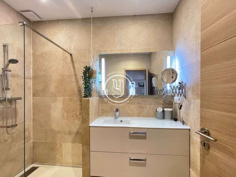 Villa Uzès - 7 chambres - 242m²