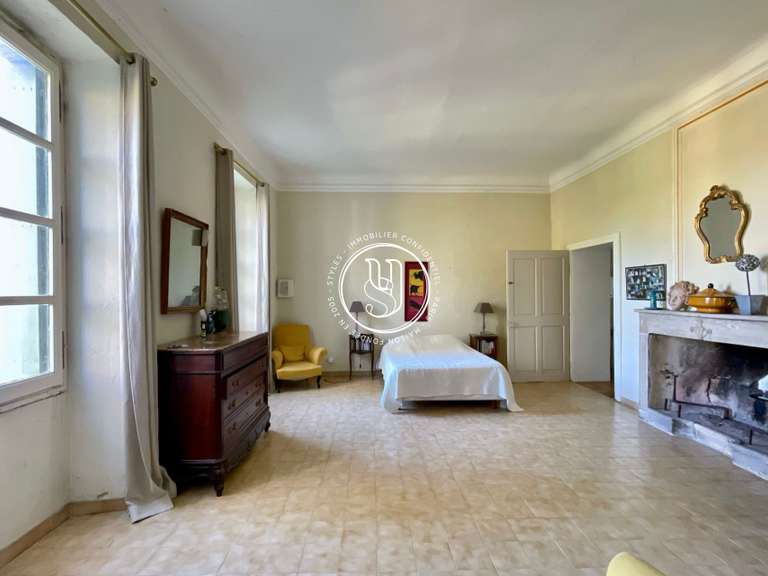 Villa Uzès - 8 chambres - 300m²