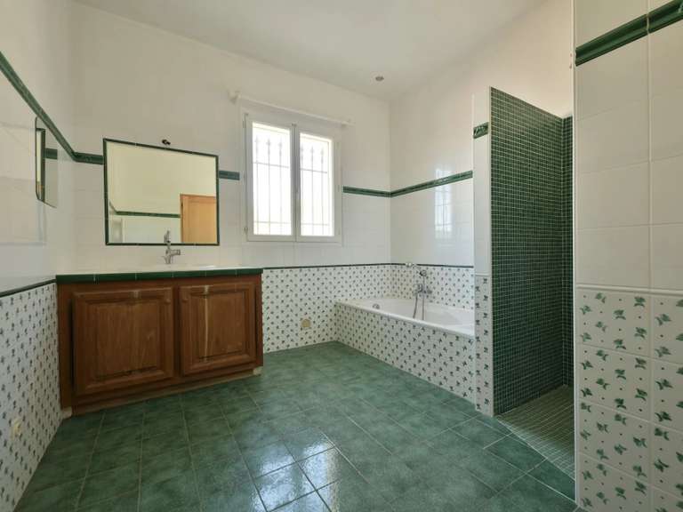 Villa Uzès - 4 chambres - 429m²