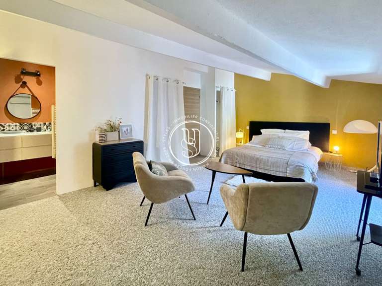 Villa Uzès - 7 chambres - 242m²