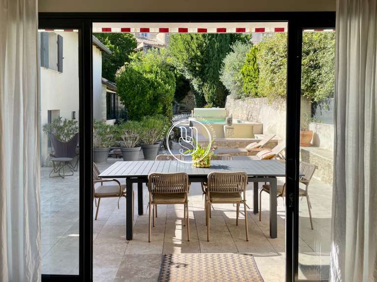 Villa Uzès - 7 chambres - 242m²