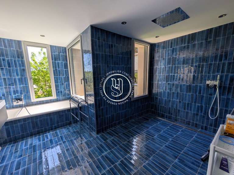 Villa Uzès - 5 chambres - 303m²