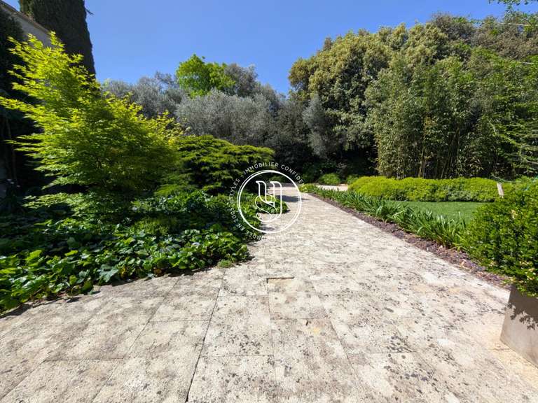 Villa Uzès - 5 chambres - 303m²