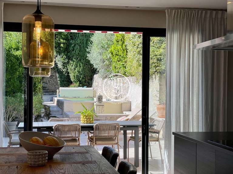 Villa Uzès - 7 chambres - 242m²