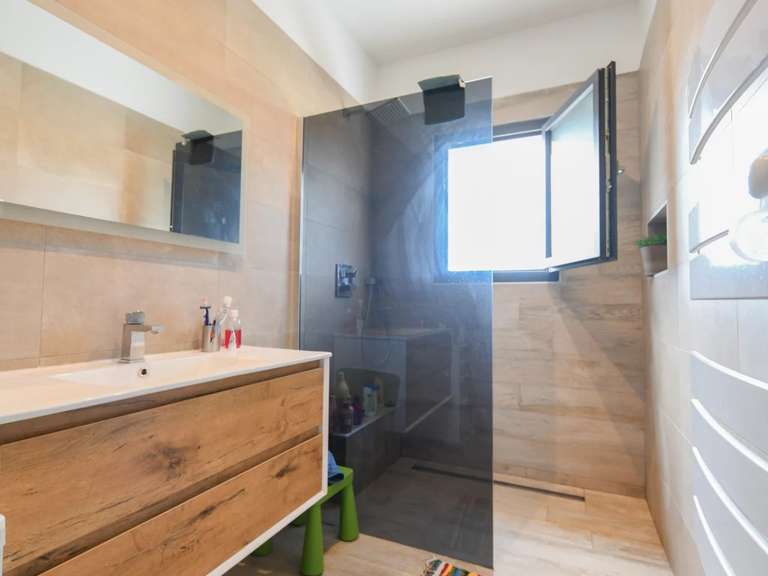 Villa Uzès - 5 chambres - 252m²