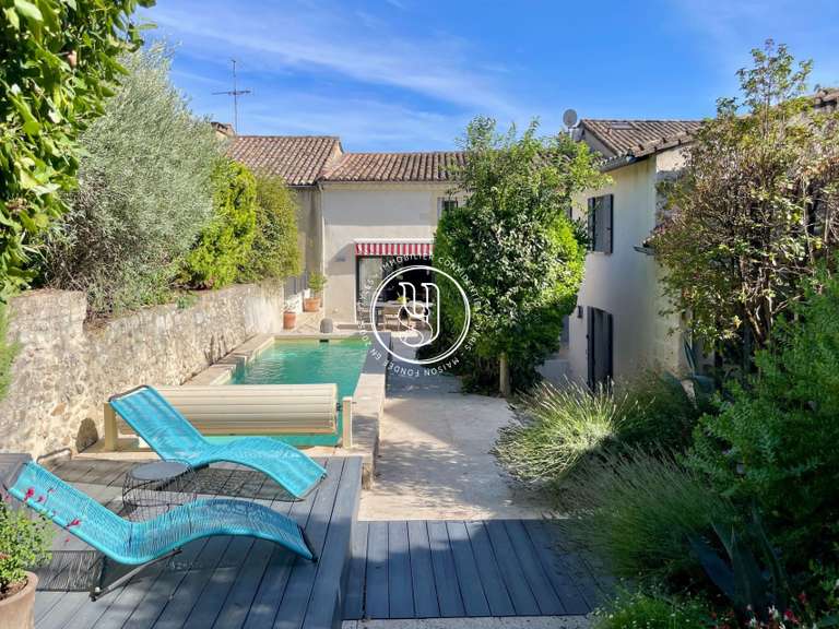 Villa Uzès - 7 chambres - 242m²