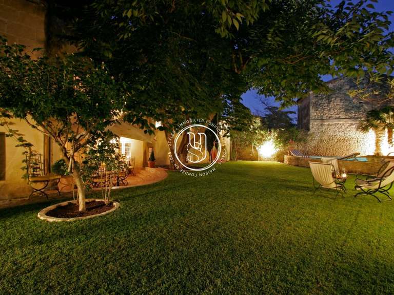 Villa Uzès - 6 bedrooms - 280m²