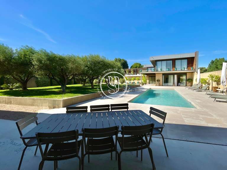 Villa Uzès - 7 chambres - 329m²