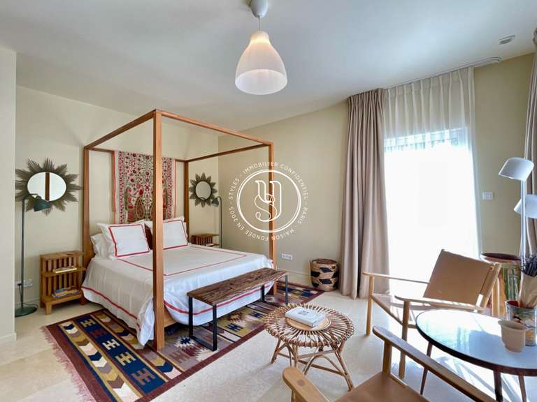 Villa Uzès - 7 chambres - 329m²