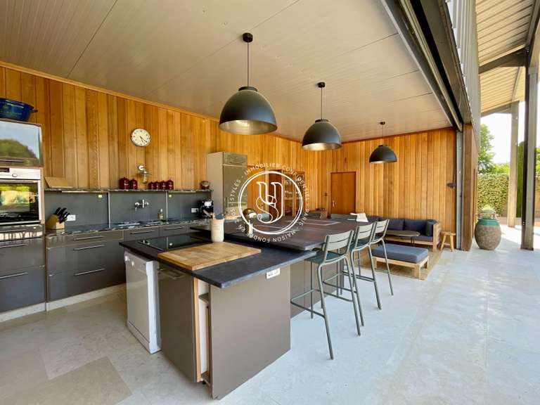 Villa Uzès - 7 chambres - 329m²