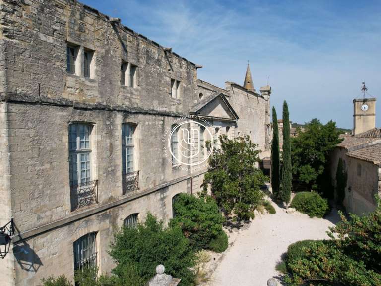 Villa Uzès - 9 chambres - 1272m²