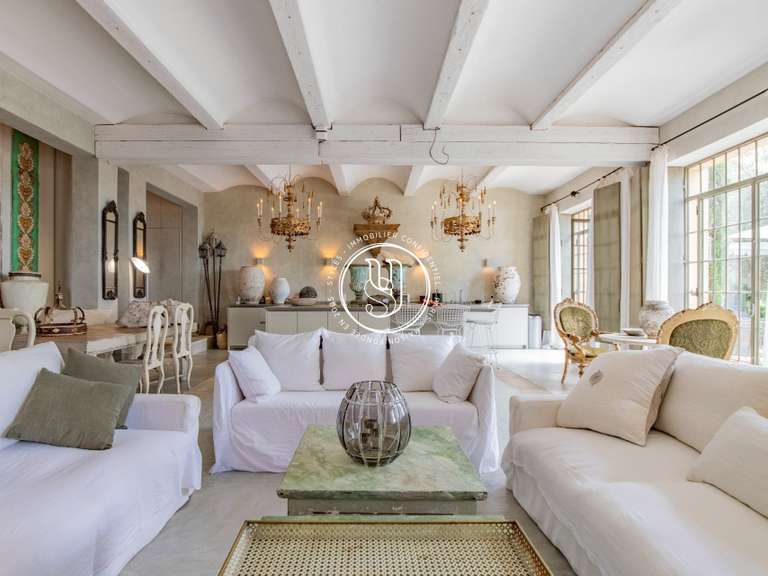 Villa Uzès - 5 chambres - 401m²