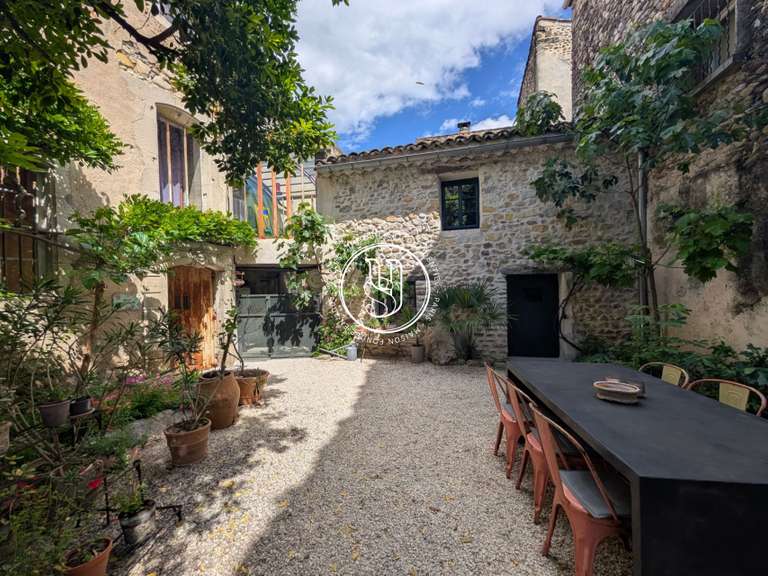 Villa Uzès - 11 chambres - 434m²