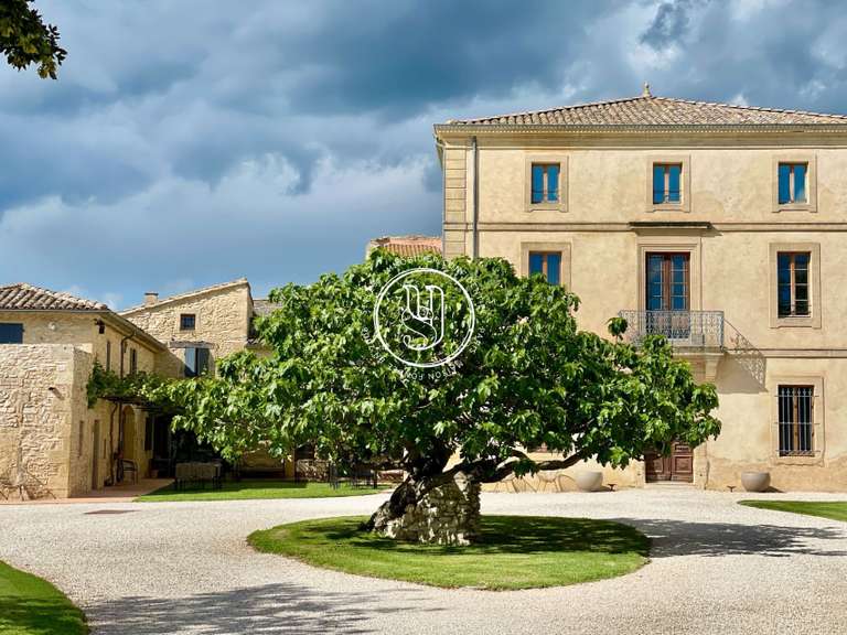 Villa Uzès - 14 chambres - 750m²