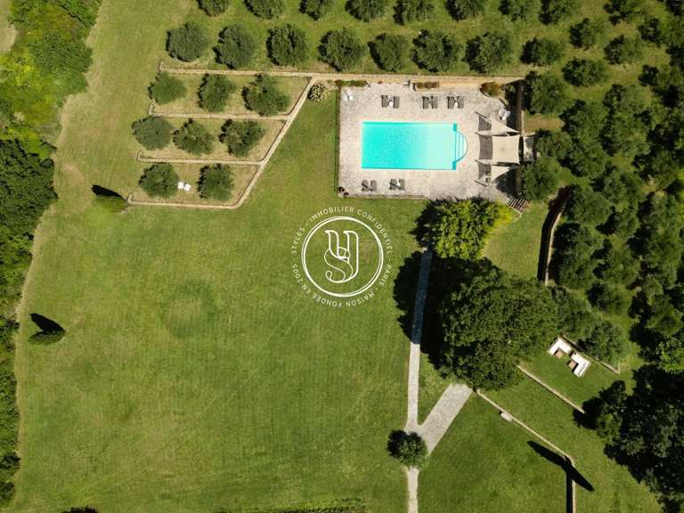 Villa Uzès - 13 chambres - 710m²