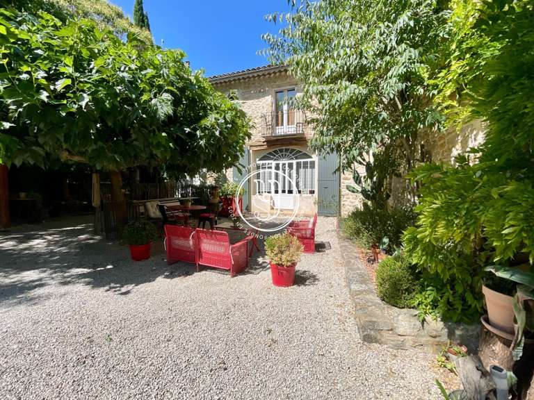 Villa Uzès - 6 chambres - 360m²