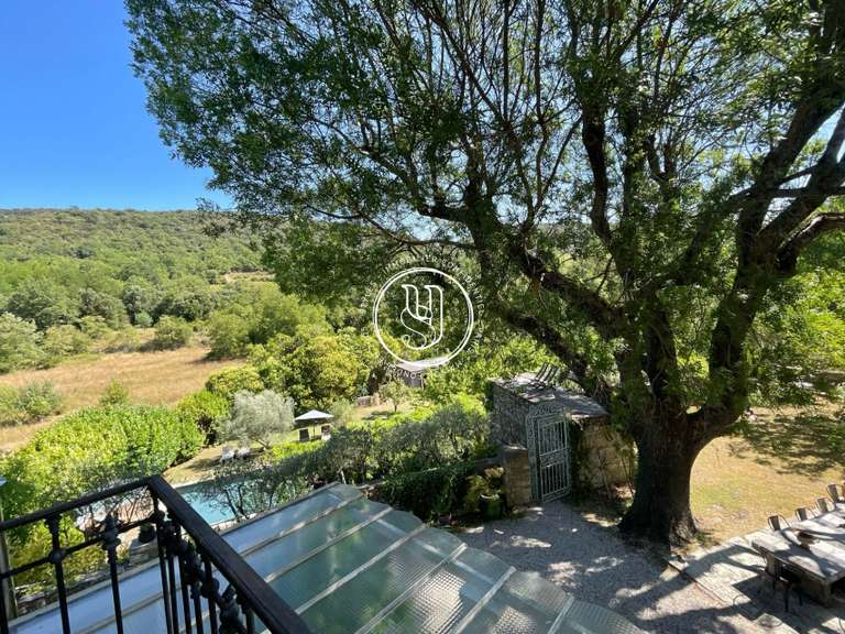 Villa Uzès - 6 chambres - 360m²