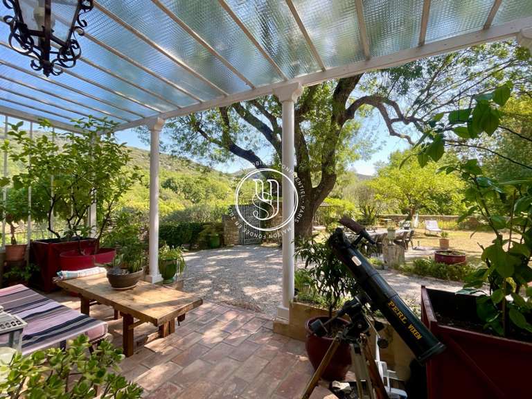 Villa Uzès - 6 chambres - 360m²