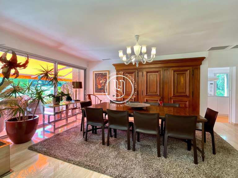 Villa Uzès - 5 chambres - 303m²