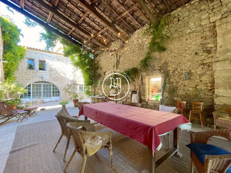 Villa Uzès - 6 chambres - 498m²