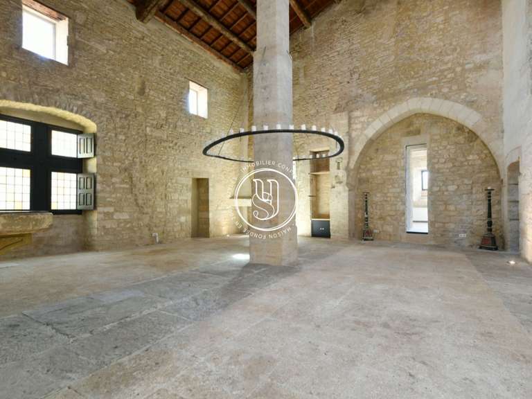 Villa Uzès - 9 chambres - 1272m²