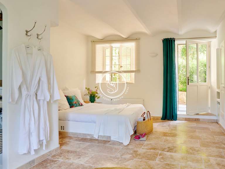 Villa Uzès - 13 chambres - 710m²
