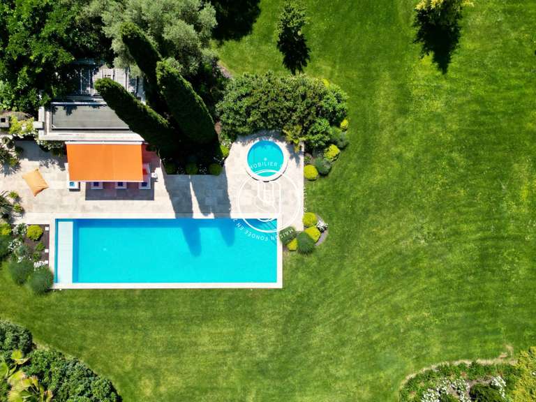Villa Uzès - 5 chambres - 303m²