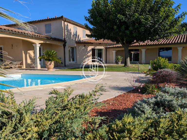 Villa Uzès - 5 chambres - 200m²