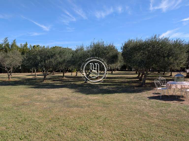 Villa Uzès - 11 chambres - 529m²
