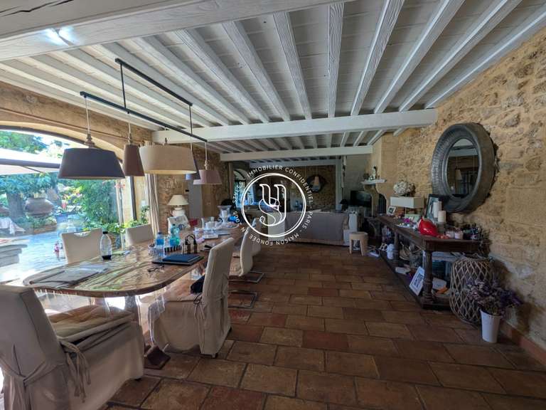 Villa Uzès - 11 chambres - 529m²