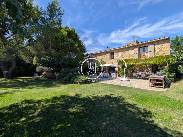 Villa Uzès - 11 chambres - 529m²