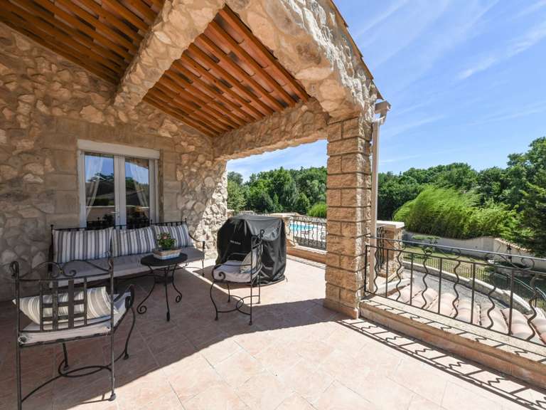 Villa Uzès - 6 chambres - 311m²