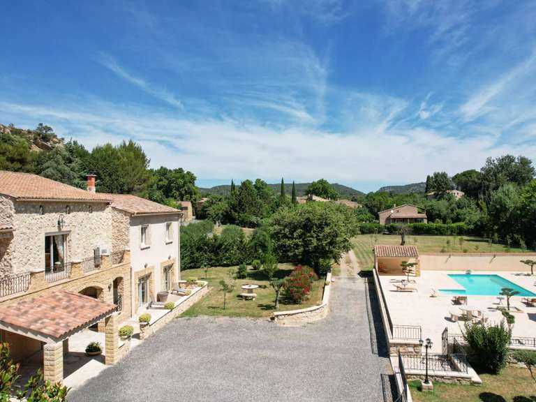 Villa Uzès - 6 chambres - 311m²