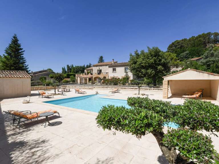 Villa Uzès - 6 chambres - 311m²