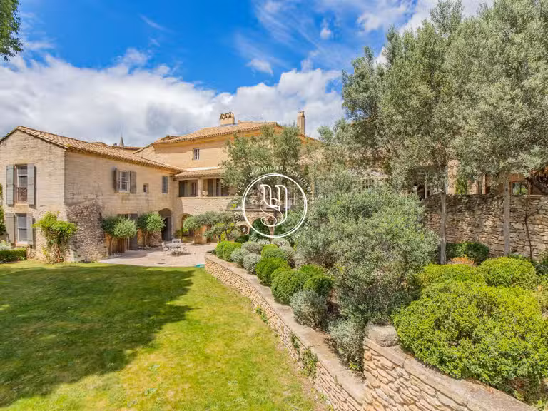 Villa Uzès - 5 chambres - 400m²