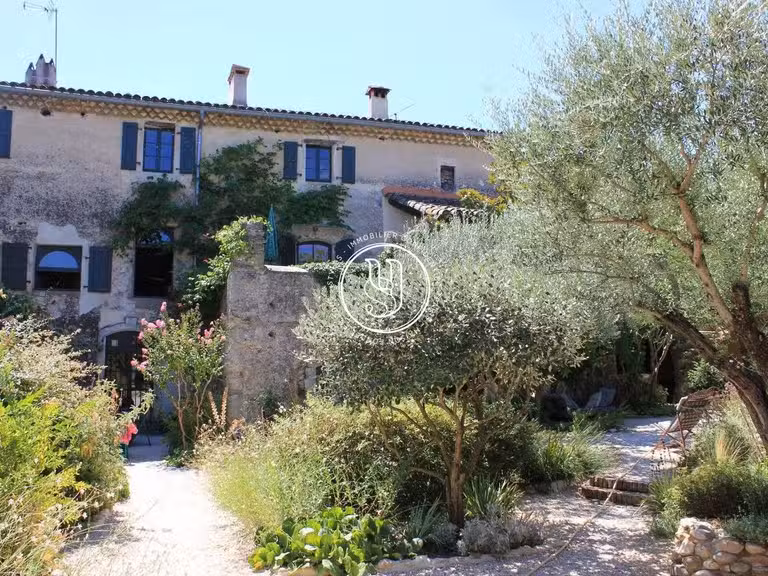 Villa Uzès - 11 chambres - 434m²
