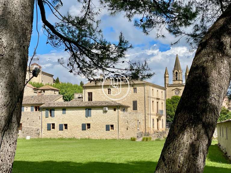 Villa Uzès - 14 bedrooms - 750m²