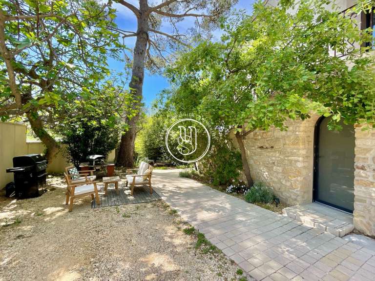 Villa Uzès - 3 bedrooms - 210m²