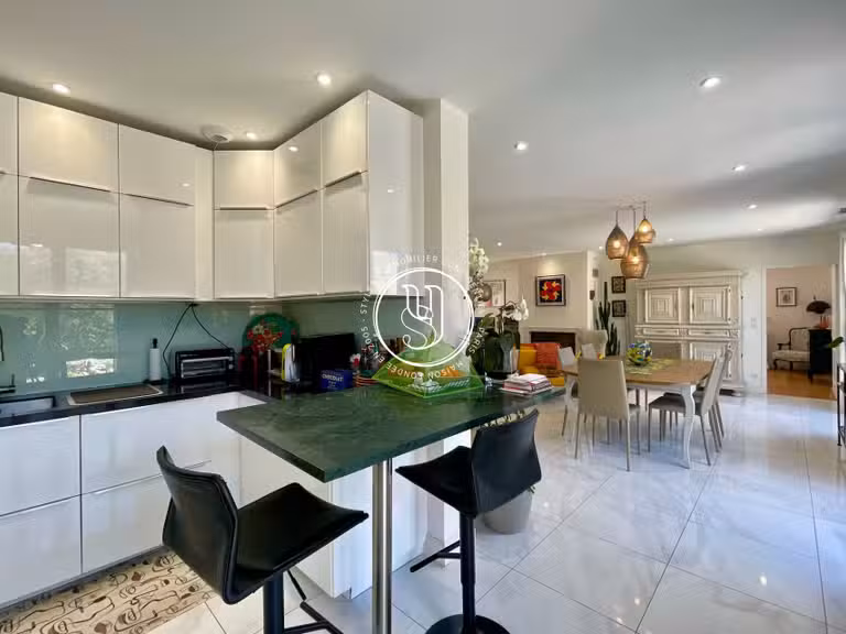 Villa Uzès - 4 bedrooms - 152m²