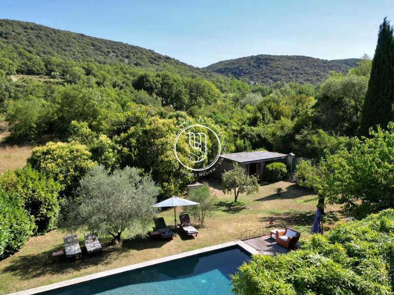 Villa Uzès - 6 chambres - 360m²